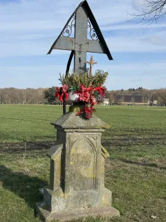 Wegekreuz Dückeburg an der Alten Schulstraße in Reusrath