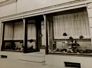 Hutgeschäft Schobhofen, Hauptstraße 48