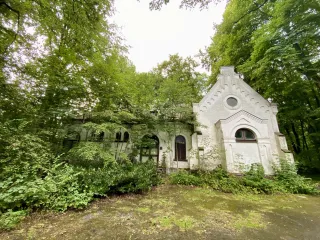 LVR Langenfeld, Prosektur und Friedhof